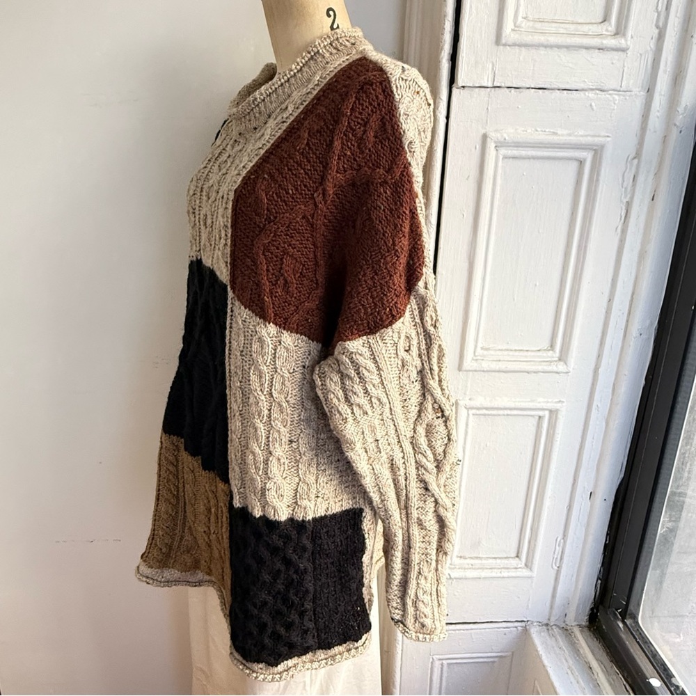 Blarney Irish Woollen Mills Fisherman Brown Tan checked Aran cable knit sweater - Picture 6 of 11
